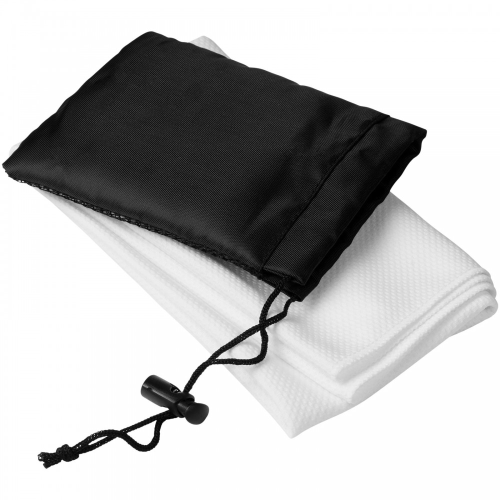 white cooling towel